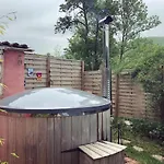 Penzion Aurinko : Caravane Avec Bain Nordique Roquefort-Les-Cascades