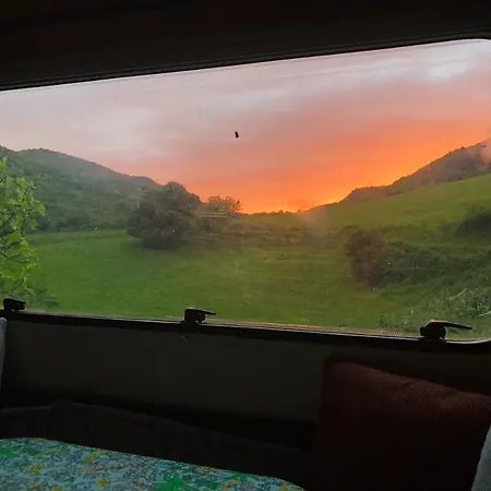 Aurinko : Caravane Avec Bain Nordique *