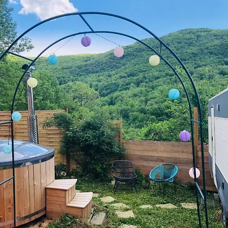 Aurinko : Caravane Avec Bain Nordique Maison d'hôtes 3*