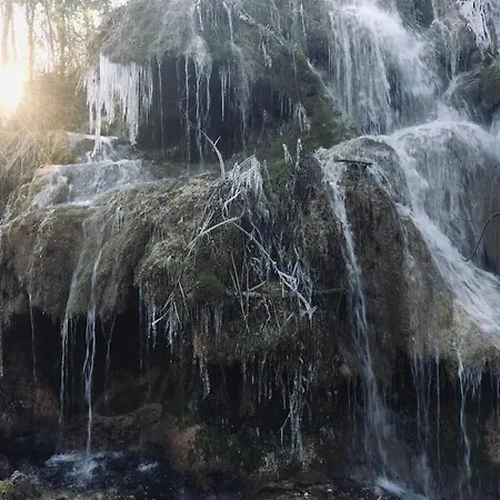 Aurinko : Caravane Avec Bain Nordique * Roquefort-Les-Cascades