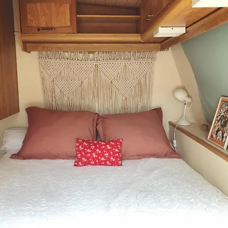 Aurinko : Caravane Avec Bain Nordique بيت ضيافة *