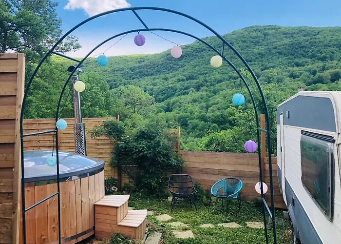 Aurinko : Caravane Avec Bain Nordique Casa de hóspedes 3*